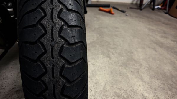 Top 5 critères pour choisir des pneus moto 12 pouces