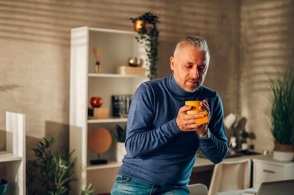 Quels sont les avantages des pare-brise acoustiques pour réduire les distractions sonores et améliorer la concentration du conducteur ?