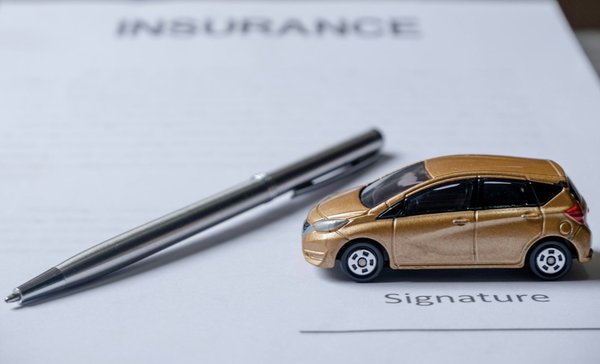 Dénichez l'assurance auto pas cher : 5 astuces incontournables